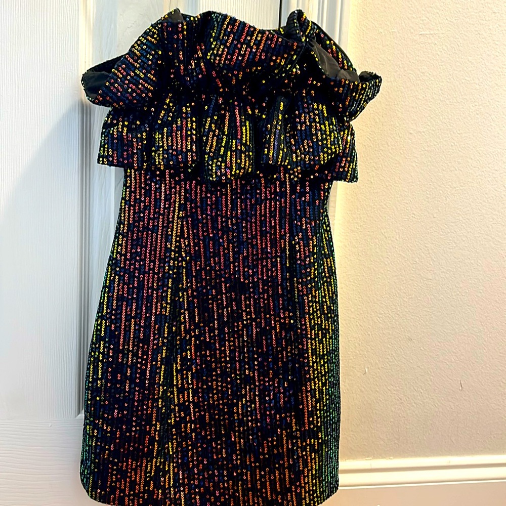 ADORABLE MINI DRESS With sparkles, size small